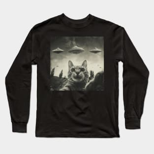 Alien UFO Cat Selfie Long Sleeve T-Shirt